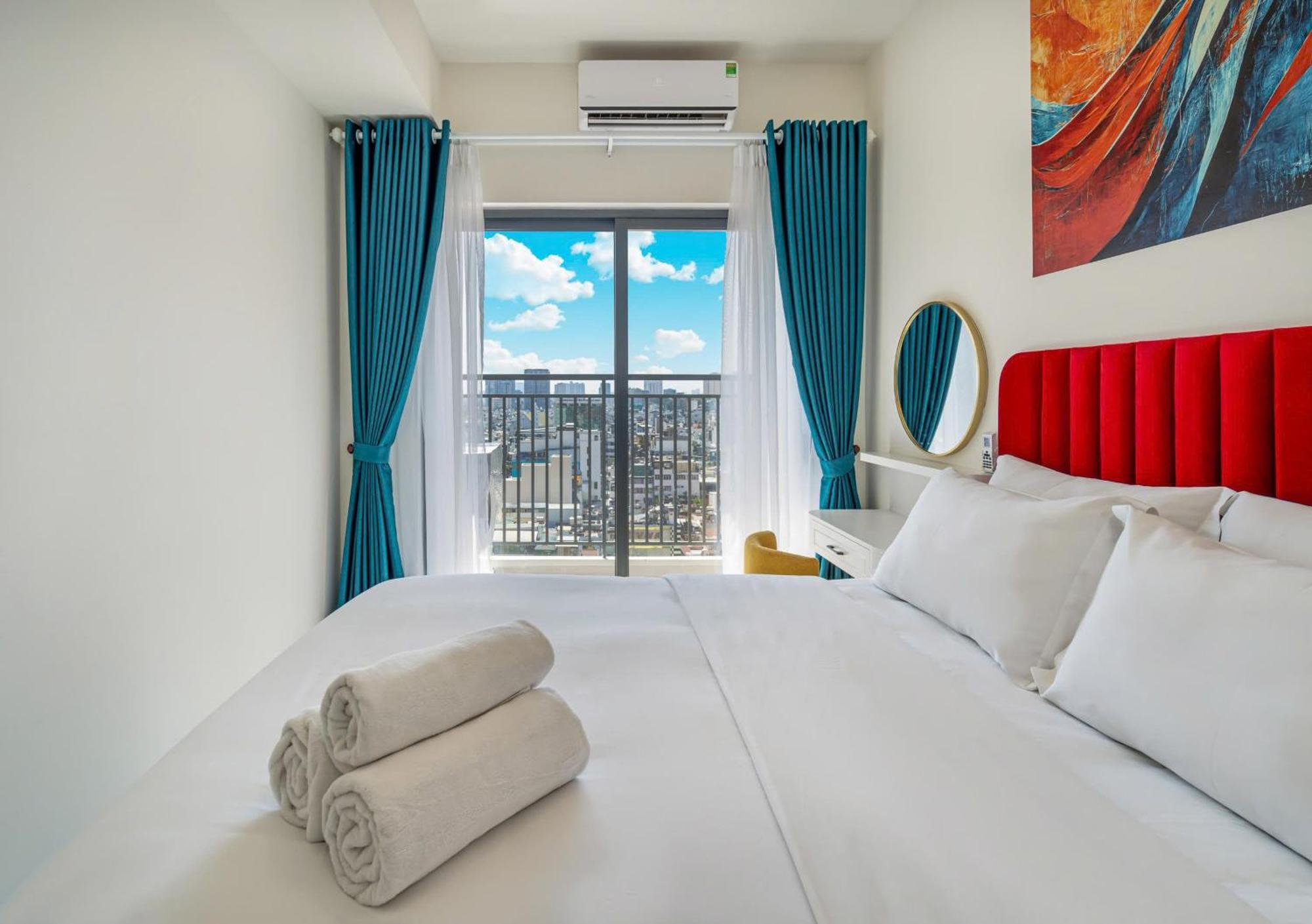 Otis - Soho District 1 - Near Bui Vien Apartment Ho Chi Minh City